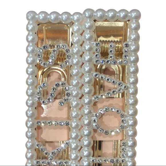 4piece-pearls & gems monogrammed glitter hair clips LOVE & KISS-mix n match FREE - Picture 4 of 12
